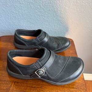 Merrell Dassie Buckle Comfort Shoe Black Leather Womens Size 8 J69078